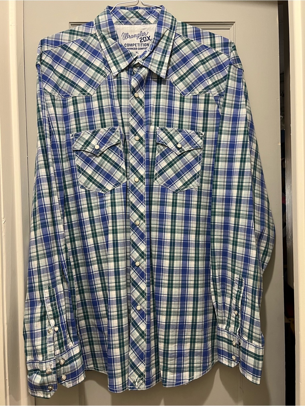 Wrangler Blue & Green Plaid Western Button-Down Shirt